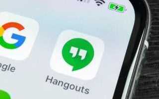 Как звучит по русски hangouts