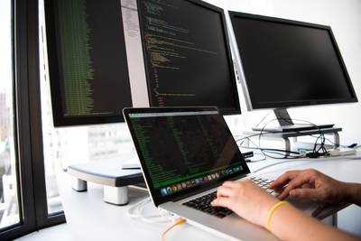 Интенсивные буткемпы и краткосрочные школы Python